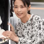 「1sdmm12802 マジックミラー号 優しい子持ちのママ・まいこさんにこっそりデカチンを見せつけて 素股で擦りつけて育児でレス気味の欲求不満オ○ンコに旦那の目の前でヌルっと生挿入 産後の柔らかい膣穴が気持ち良すぎて中出し不倫SEX」のサムネイル画像