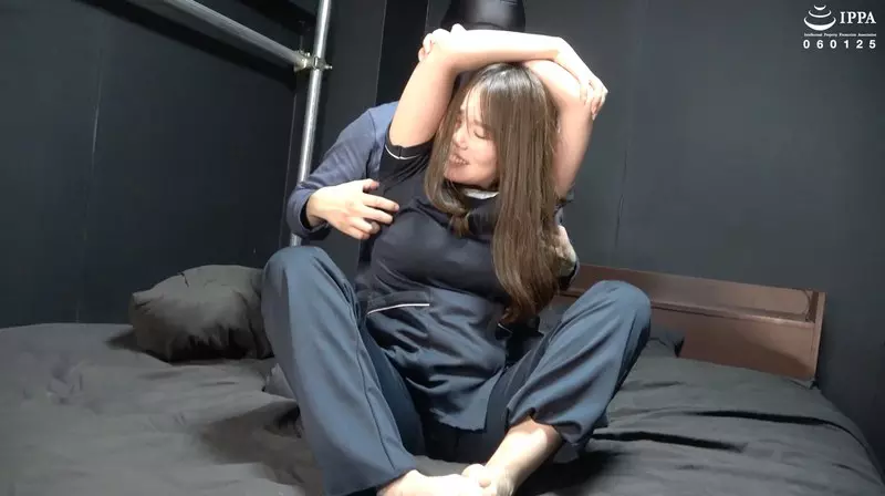 「h_1416ad01918 「暗示くすぐりチャレンジ！ しっかりかかって素の驚きが面白いちはるちゃん！」わかしラボ WAKA-069 乃木ちはる 8」のサムネイル画像