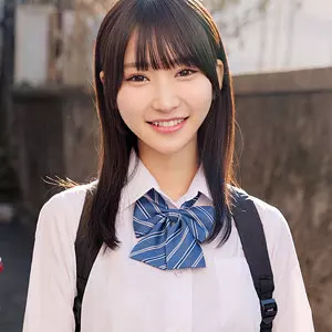 「skho182 しおりちゃん」のサムネイル画像